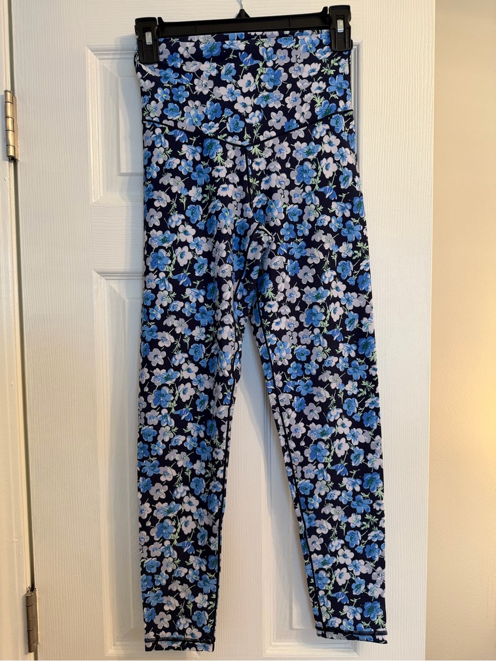 aerie Navy Floral Active Leggings